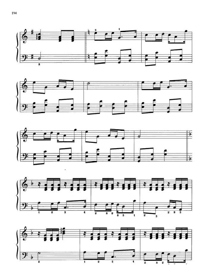 110首中国民歌钢琴小曲集：一朵红花山顶上开