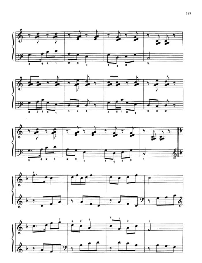 110首中国民歌钢琴小曲集：八月桂花开